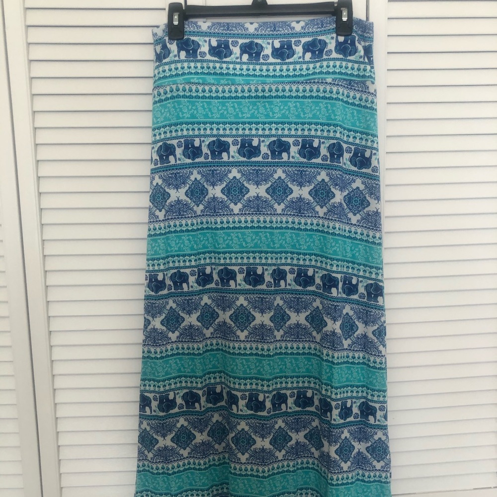 Maxi Skirt (Fitted)